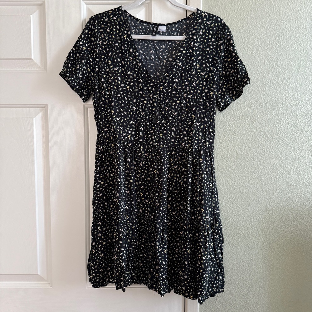 H&M V-Neck Floral Dress (S)